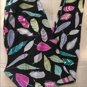 LulaRoe TC Leggings & FREE TOP!